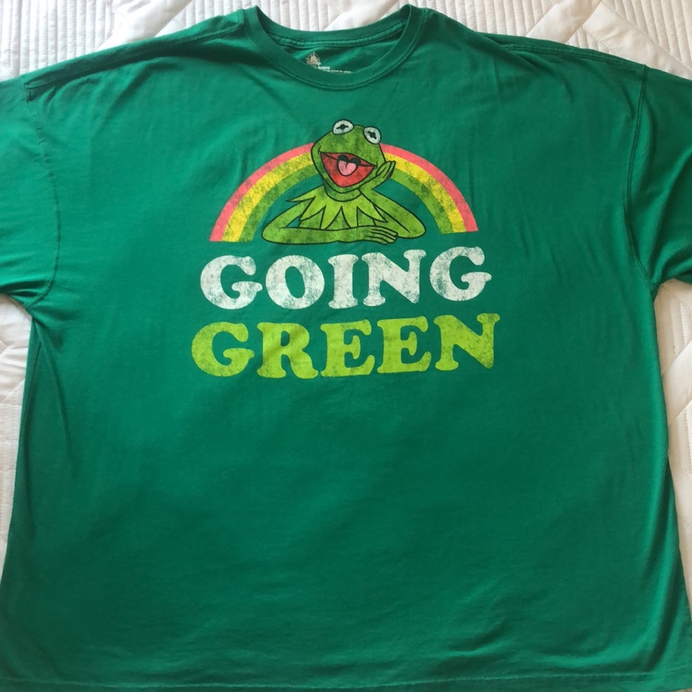 Disney Store Going Green T-shirt With Kermit. Size XXL . 50% cotton and 50% poly - Picture 7 of 10
